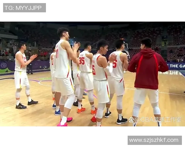 中国男篮迎战新西兰男篮力争胜利展现团队精神与竞技风采